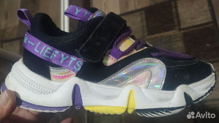 Кроссовки 32-33