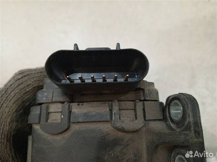 Педаль газа Ford Fusion 2002-2012