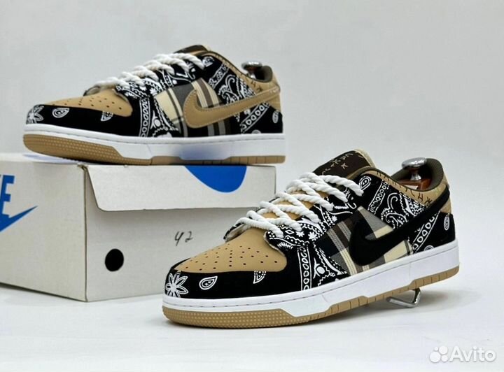 Кроссовки Nike sb dunk low travis scott