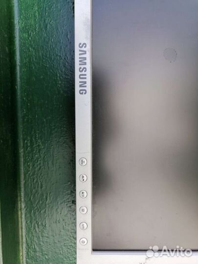 Монитор Samsung syncmaster 740n