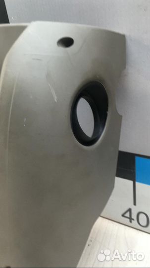 Б/У Кожух рулевой колонки нижний Audi A4 B6 200