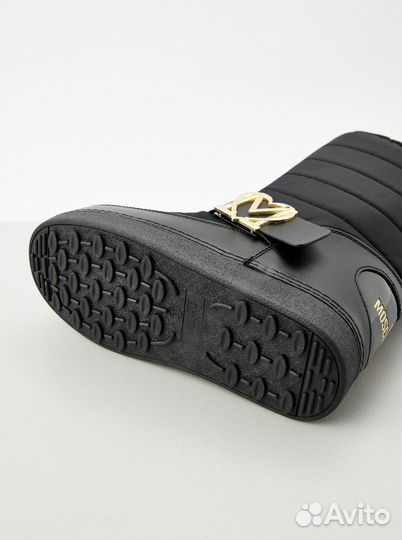 Луноходы love moschino