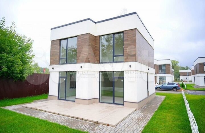 Коттедж 147 м² на участке 4,2 сот.