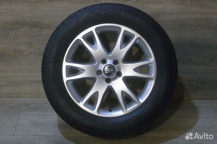 Комплект оригинальных колес Volvo XC90 зима R18