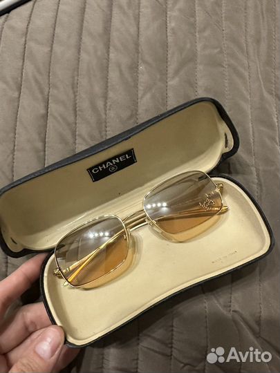 Солнечные очки Chanel