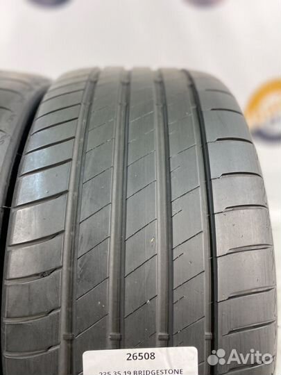 Bridgestone Potenza S005 235/35 R19 89Y