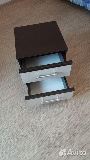Продам тумбу прикроватную в отличном состоянии бу