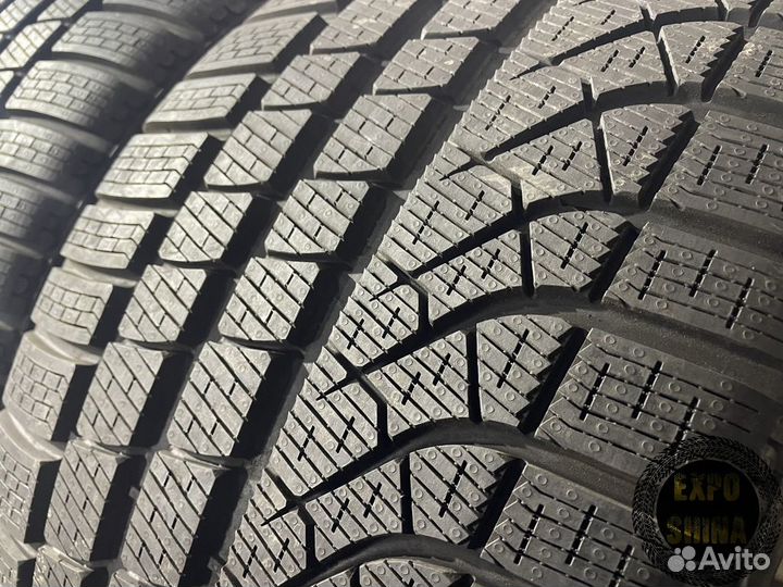 Pirelli P Zero Winter 295/30 R21 102W