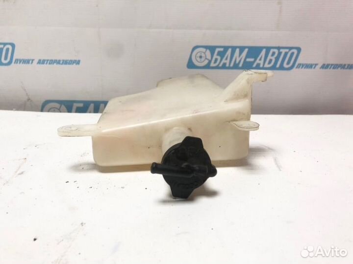 Бачок расширительный Toyota Land Cruiser 100