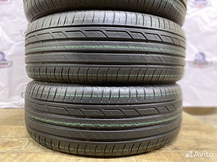 Bridgestone Turanza T001 215/60 R17