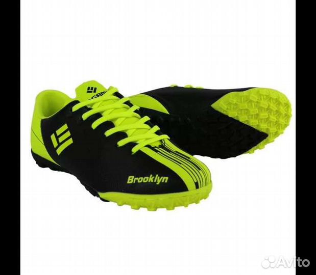 Бутсы футбольные