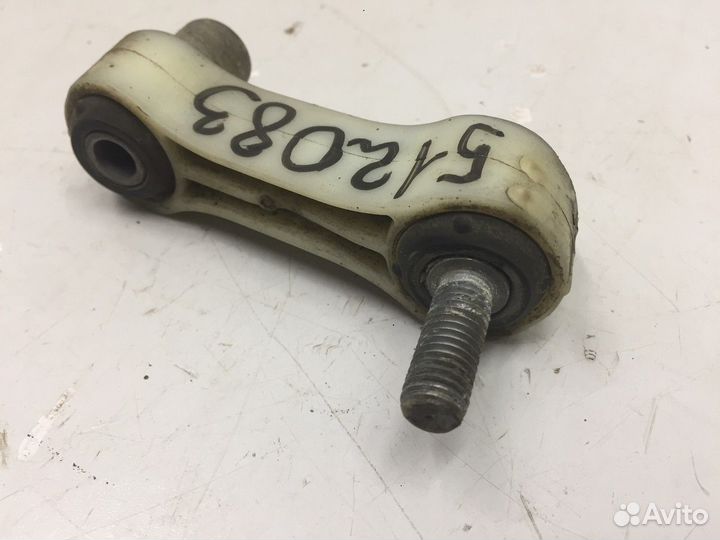 Стойка заднего стабилизатора