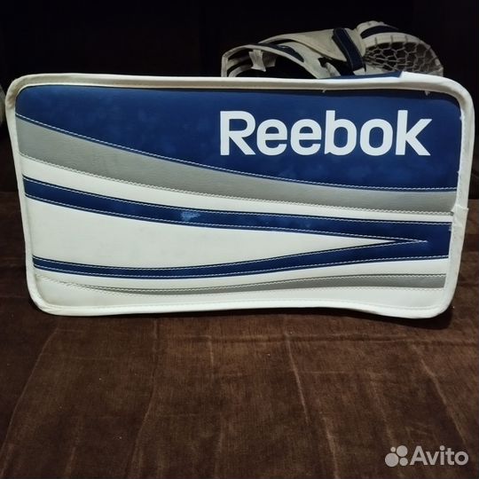 Хоккейные перчатки вратарские