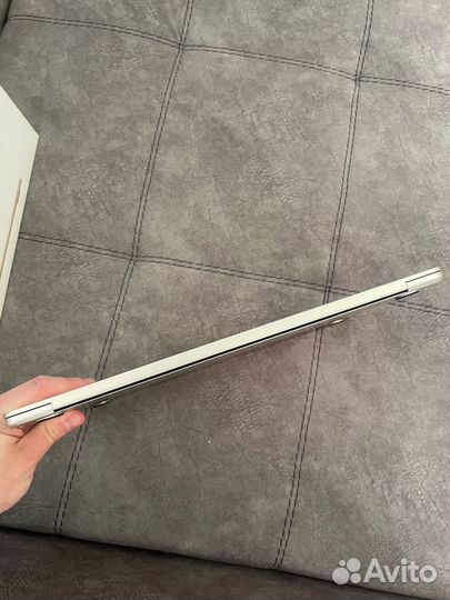 MacBook Air 15 M2 8/256 (40 циклов)