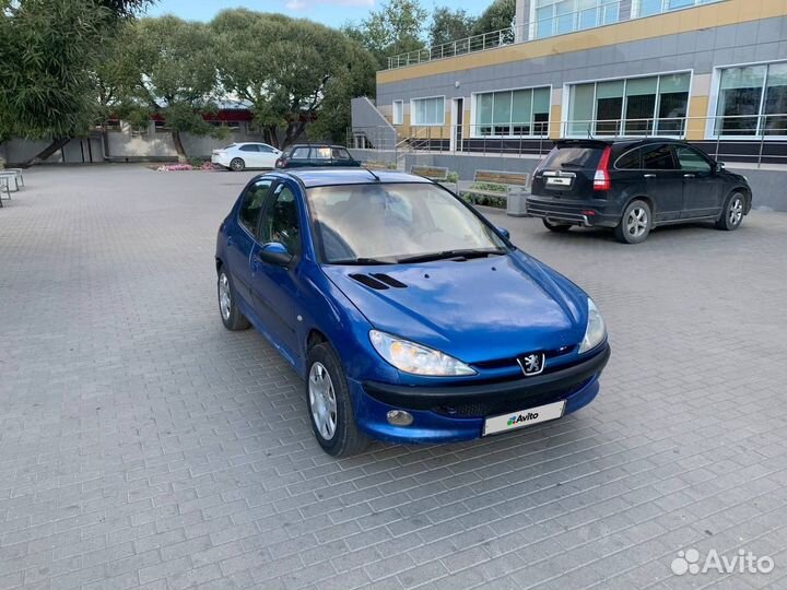 Peugeot 206, 2003