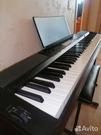Цифровое пианино Сasio с банкеткой