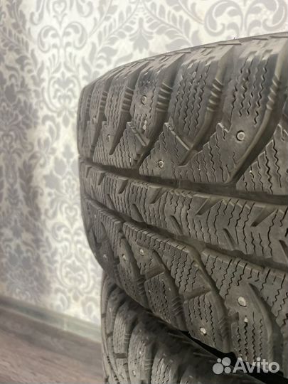 Bridgestone Ice Cruiser 7000 205/55 R16 91T