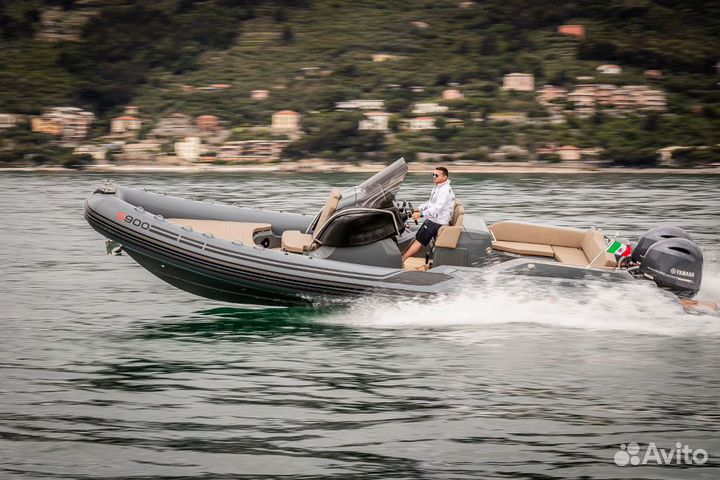 Катер Sacs Strider 900