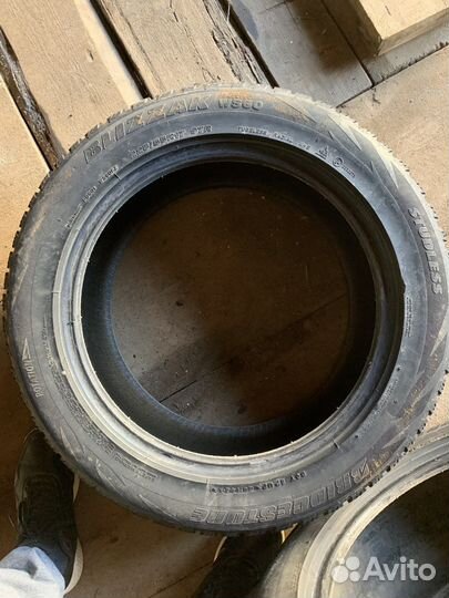 Bridgestone Blizzak WS-60 255/55 R17