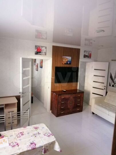 2-к. квартира, 43 м², 1/4 эт.