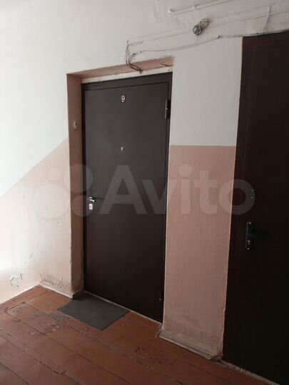 2-к. квартира, 42 м², 3/3 эт.