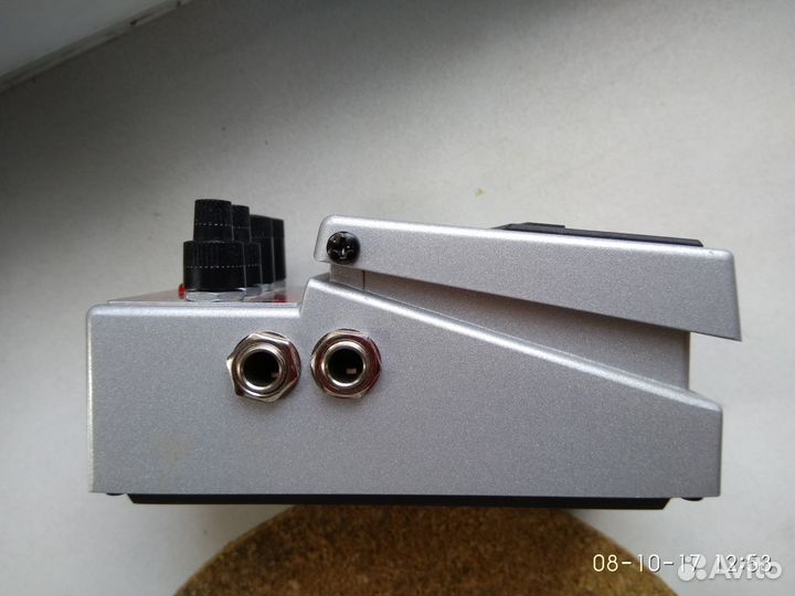 Boss SYB 3 Bass Synthesizer педаль для бас гитары