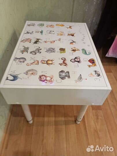 Детский столик с ящиком