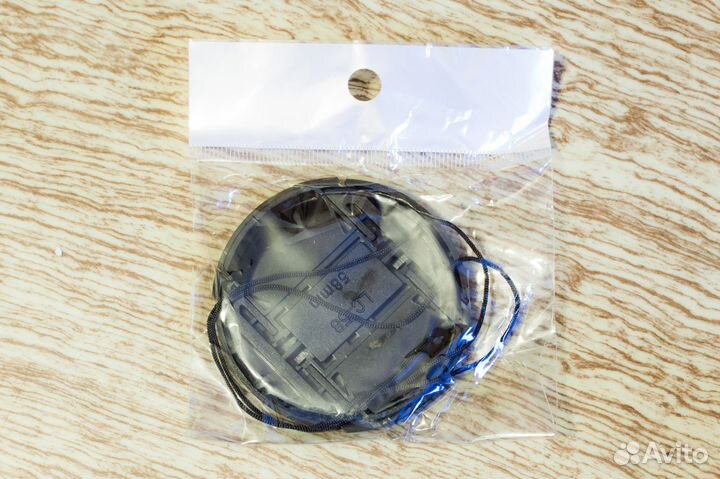 Крышка для объектива, с верёвочкой