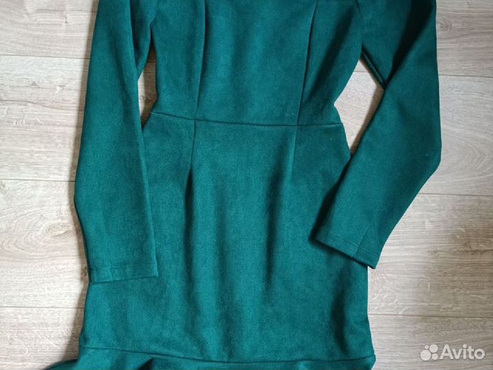 Нарядное платье 42