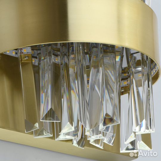 Шикарный настенный светильник Аделард MW-light