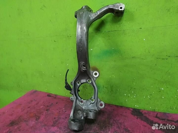 Кулак перед правый Audi A6 C6 2005-2011 4F0407254G