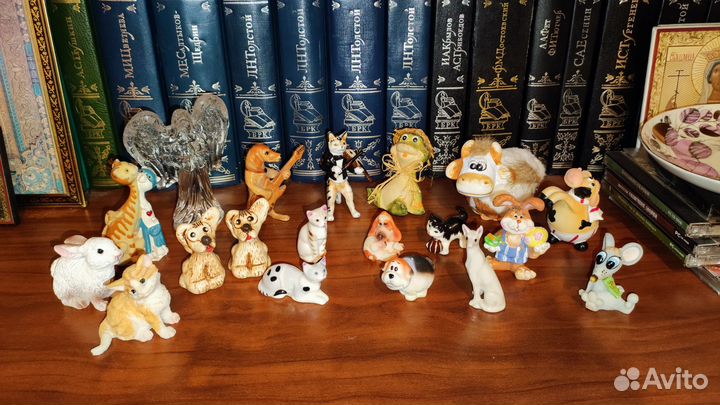 Различные статуэтки фигурки (животные, ангелок)