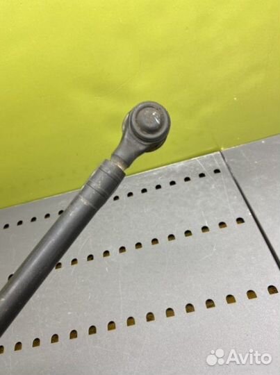 Тяга рулевая Mercedes E-Class W124