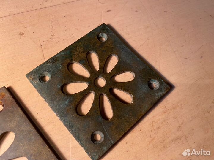 Бронзовые вентяционные решетки