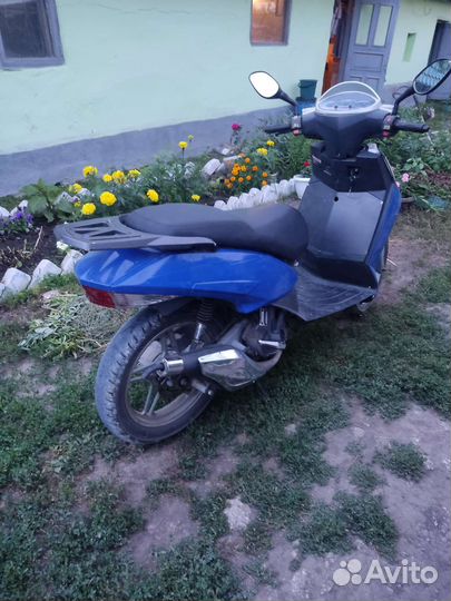 Скутер 4х тактный