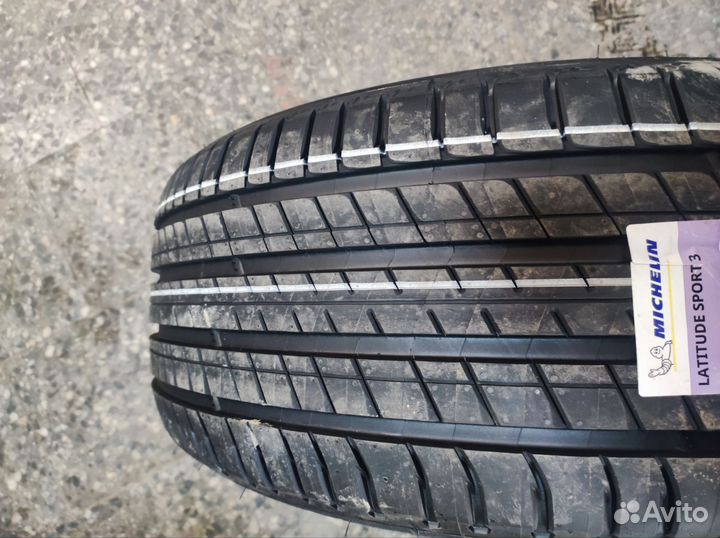 Michelin Latitude Sport 3 275/45 R21 107Y