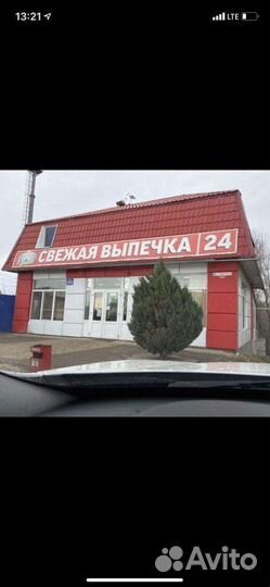 Продавец в продуктовый магазин