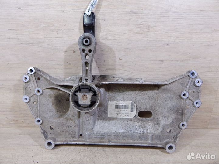 Подрамник Volkswagen Caddy, Touran, Golf 5, Tiguan