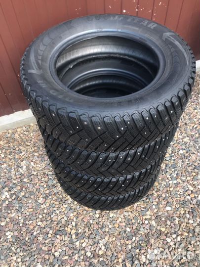 Goodyear Ultra Grip Ice Arctic 2 215/65 R16 98T