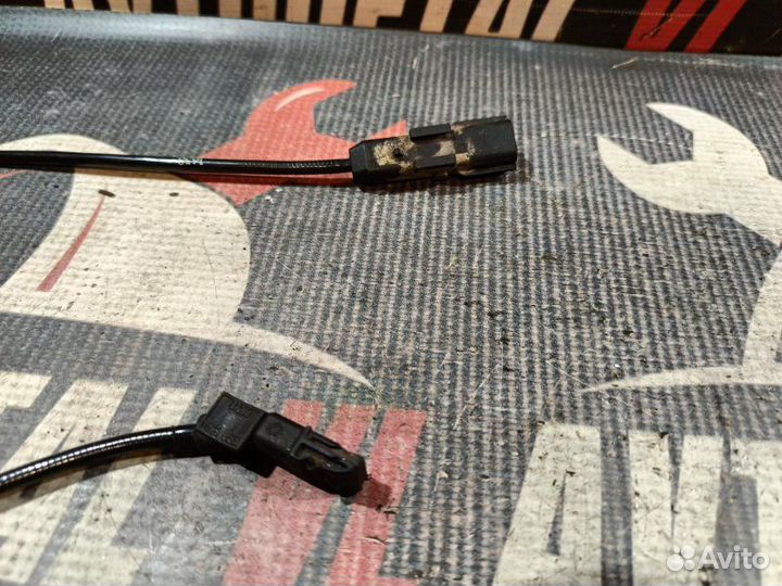 Датчик ABS задний правый Renault Megane 2 седан