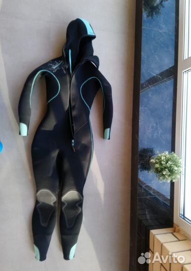 Гидрокостюм женский 5 мм