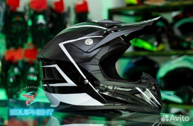 Кроссовый шлем