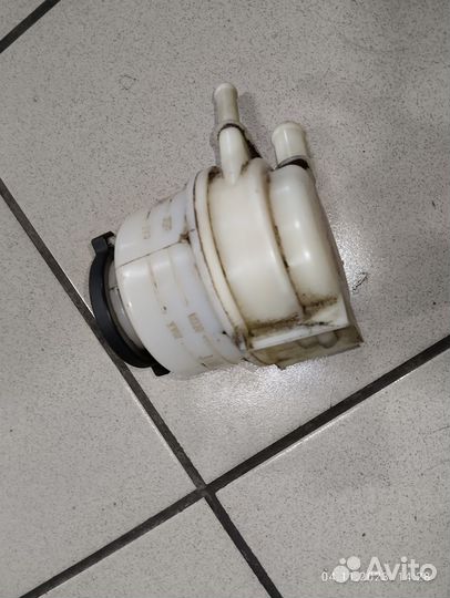 Бачок гур Geely Emgrand Х7