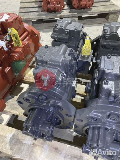 Гидравлический насос Hyundai R210LC-7 K3V112DT