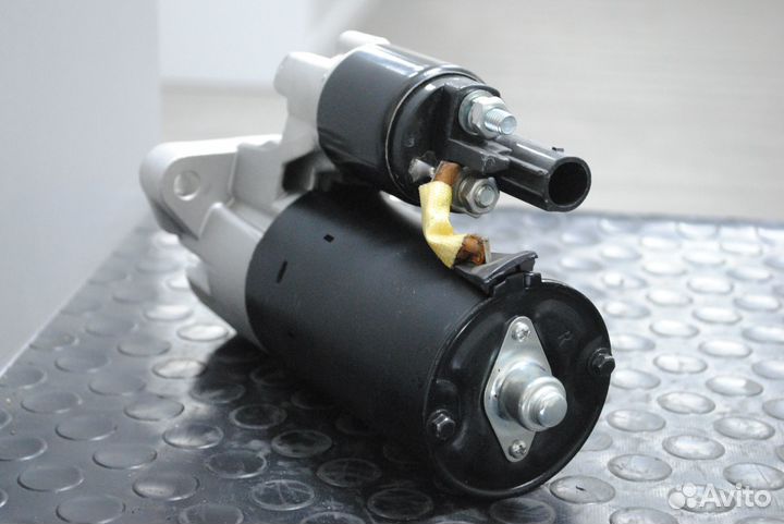 Стартер VW Touareg, Audi Q7 3.0 TDi новый