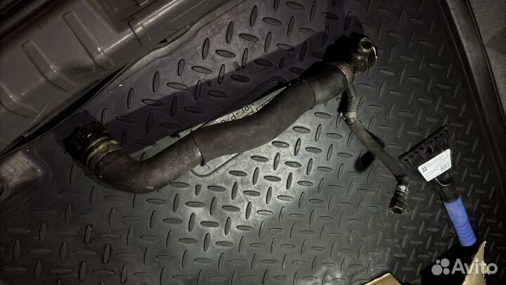 Верхний патрубок радиатора n57