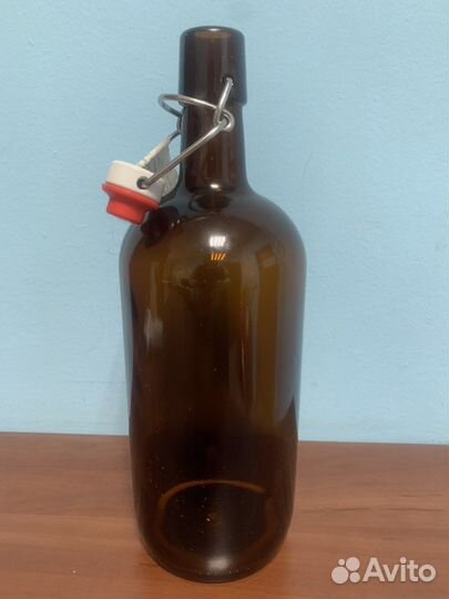 Бутылка с бугельной пробкой 1 л