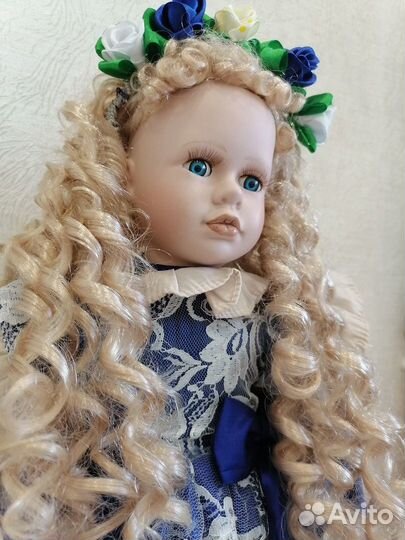 Кукла винтажная, фарфоровая, большая в коллекцию