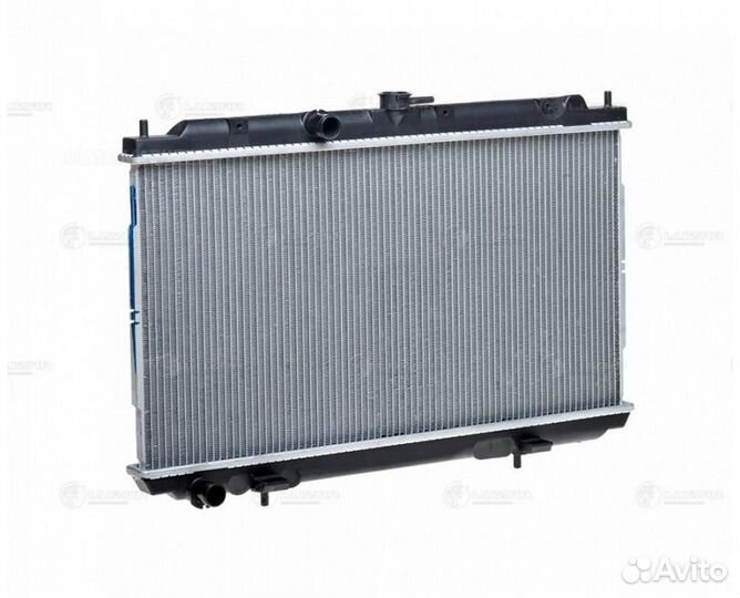 Luzar LRC 14BM Радиатор охл. для а/м Nissan Almera