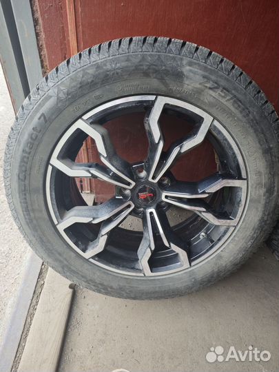 Колеса в сборе R18 5x112